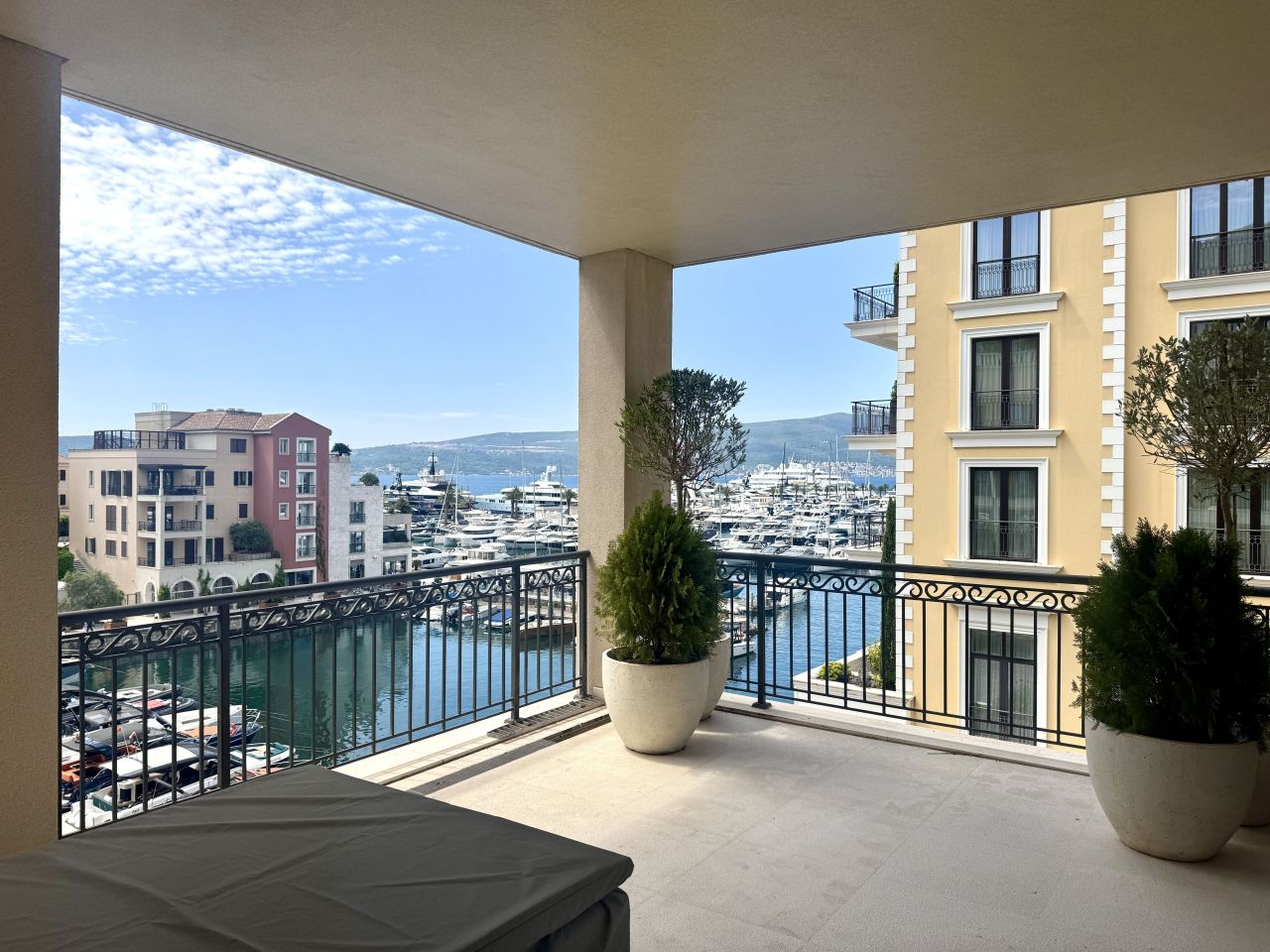 Appartamento a Tivat, Montenegro, 223 m² - foto 8