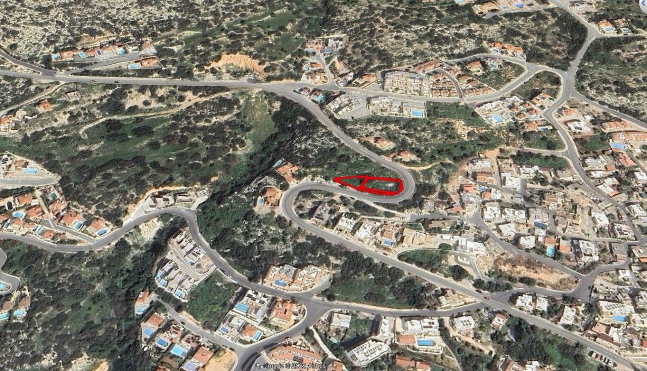 Land in Paphos, Cyprus, 935 m² - picture 1