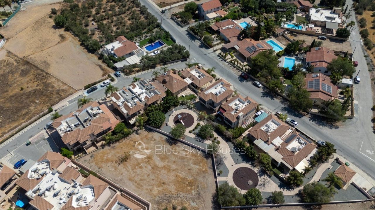 Townhouse in Limassol, Cyprus, 151 m² - picture 16