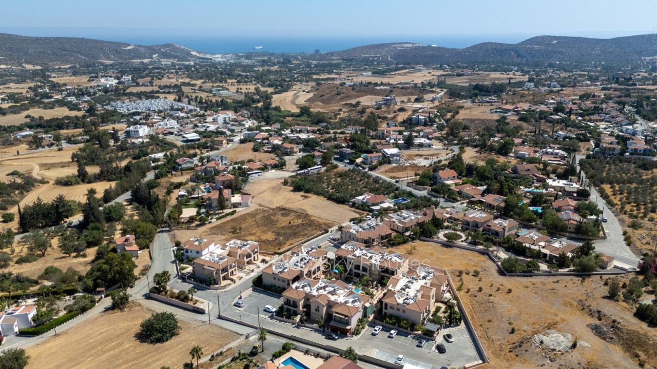 Townhouse in Limassol, Cyprus, 151 m² - picture 18