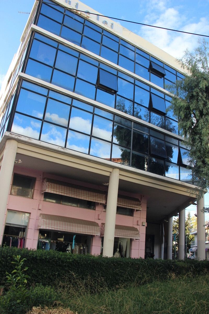 Biens commerciaux à Athènes, Grèce, 1 070 m² - image 1