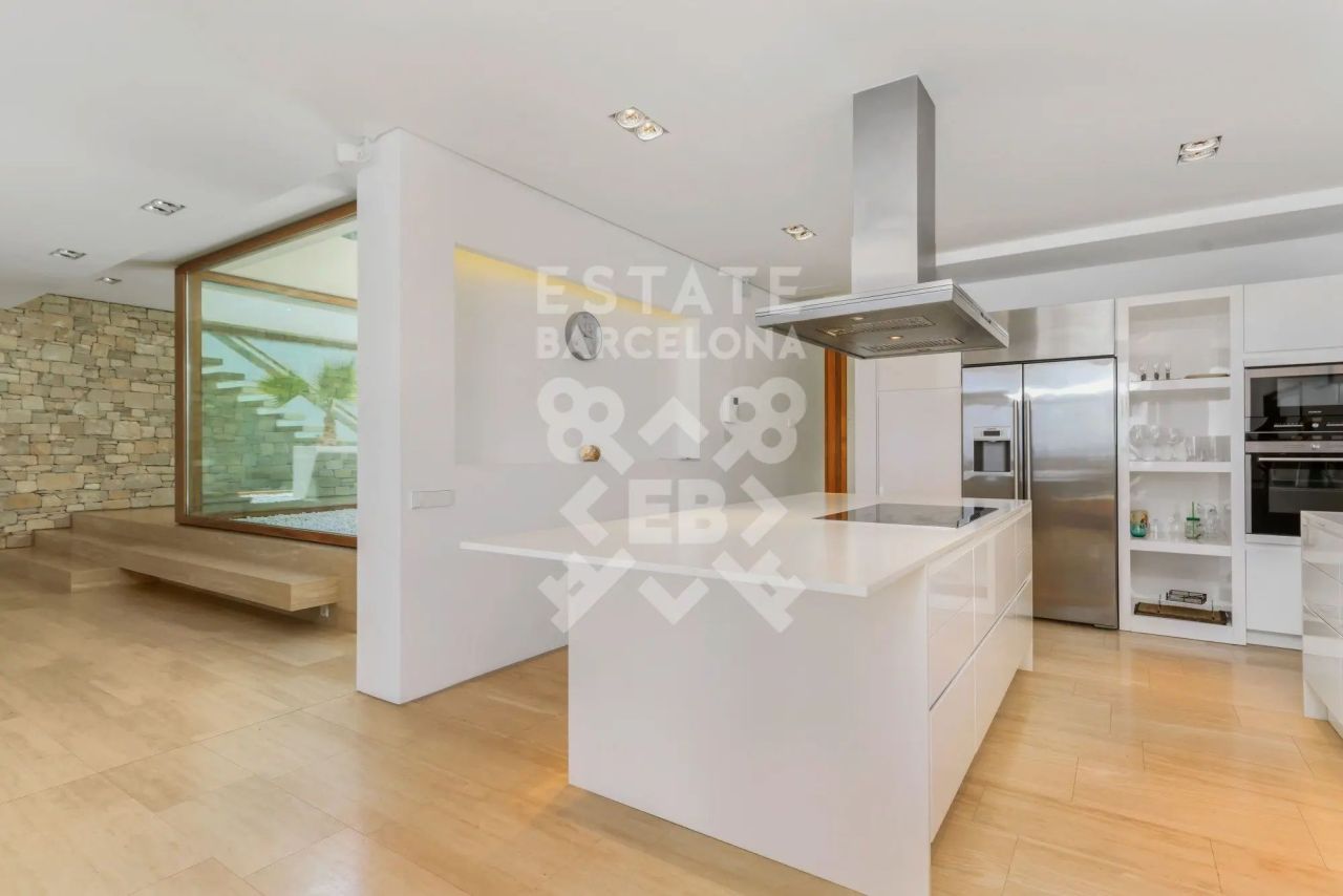 Villa à Begur, Espagne, 597 m² - image 9