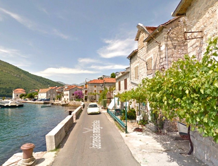 Haus in Lepetane, Montenegro, 120 m² - Foto 2