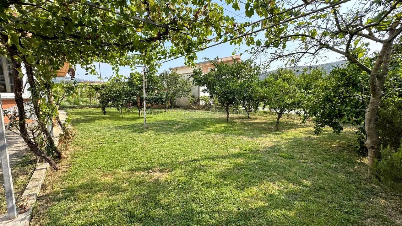 Haus in Bar, Montenegro, 250 m² - Foto 9