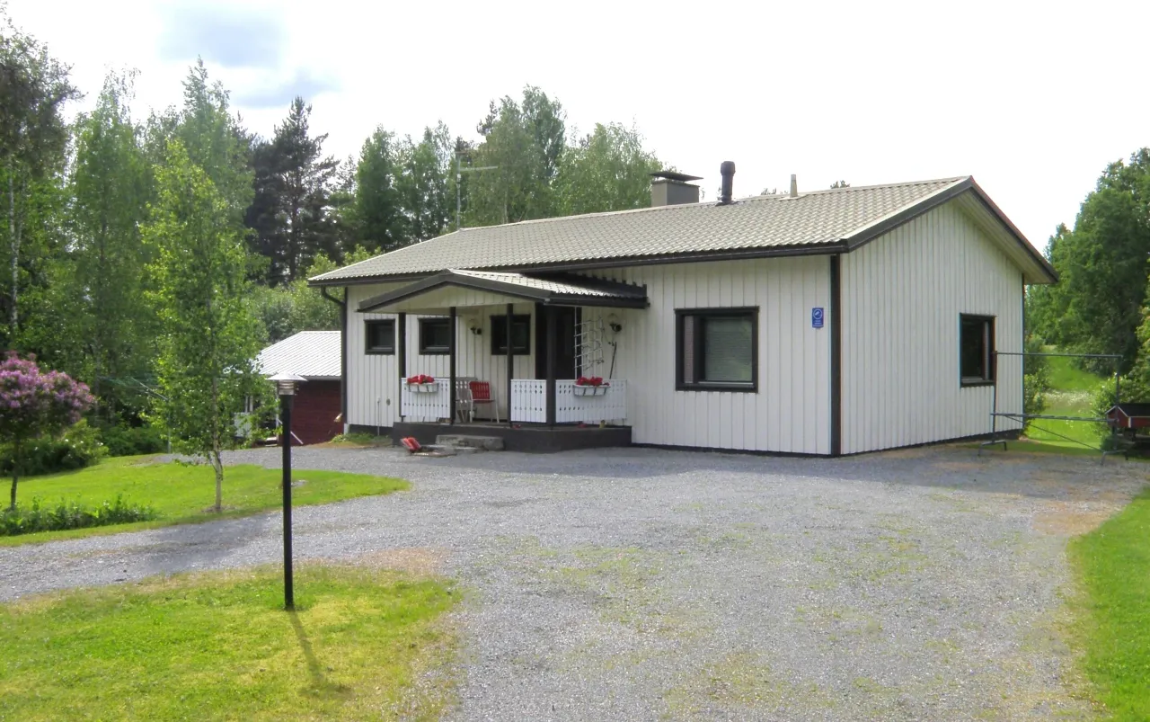 Casa en Urjala, Finlandia, 90 m² - imagen 1