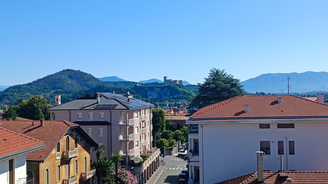 Apartment in Lago Maggiore, Italien, 100 m² - Foto 1