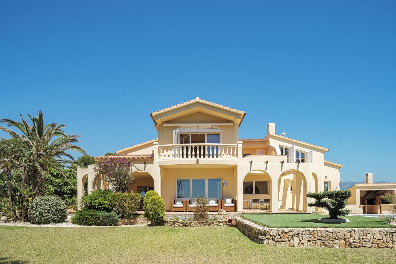 Villa à L'Ametlla de Mar, Espagne, 354 m² - image 1