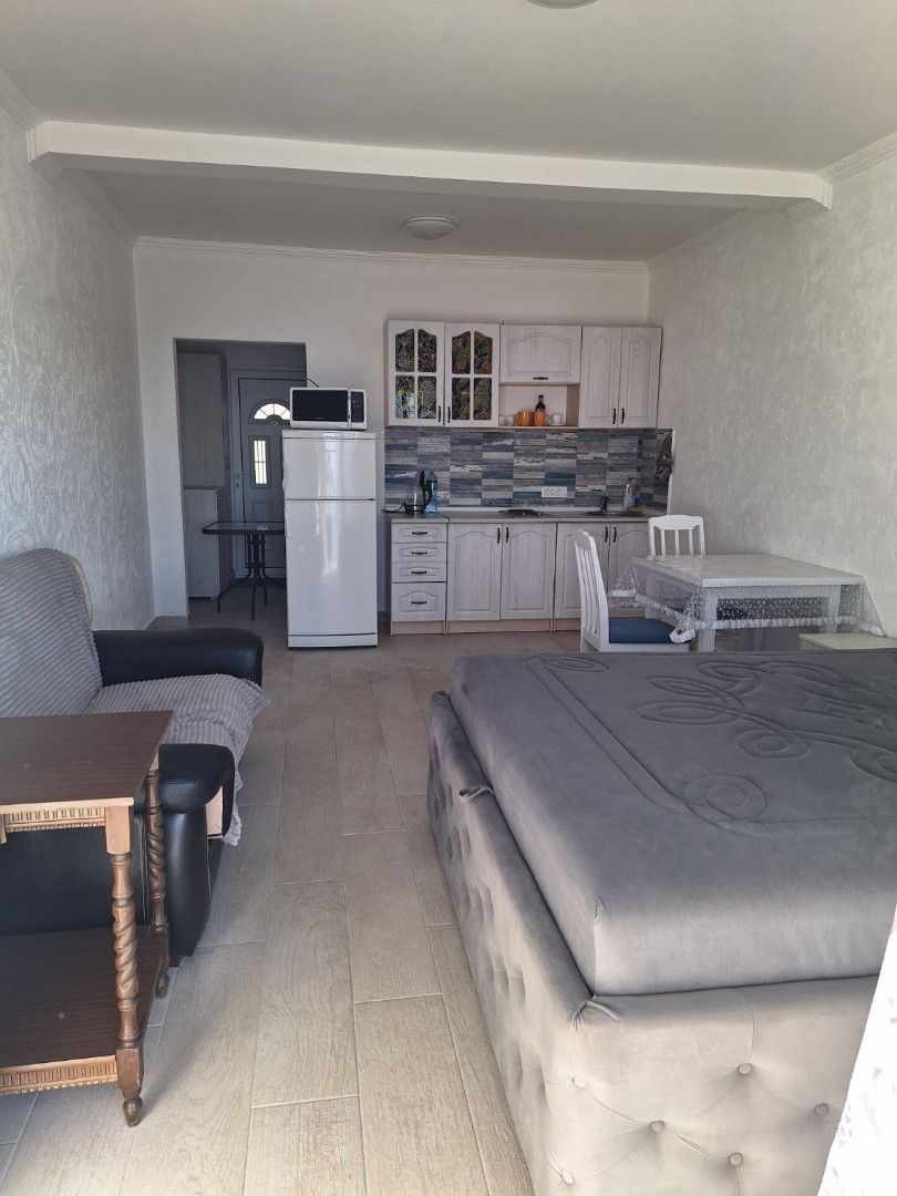 Flat in Bar, Montenegro, 35 m² - picture 4