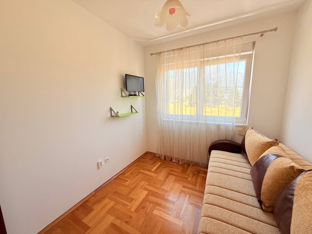 Flat in Bar, Montenegro, 48 m² - picture 6