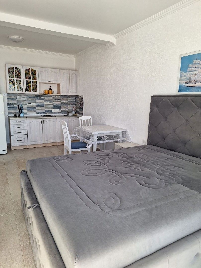 Flat in Bar, Montenegro, 35 m² - picture 6