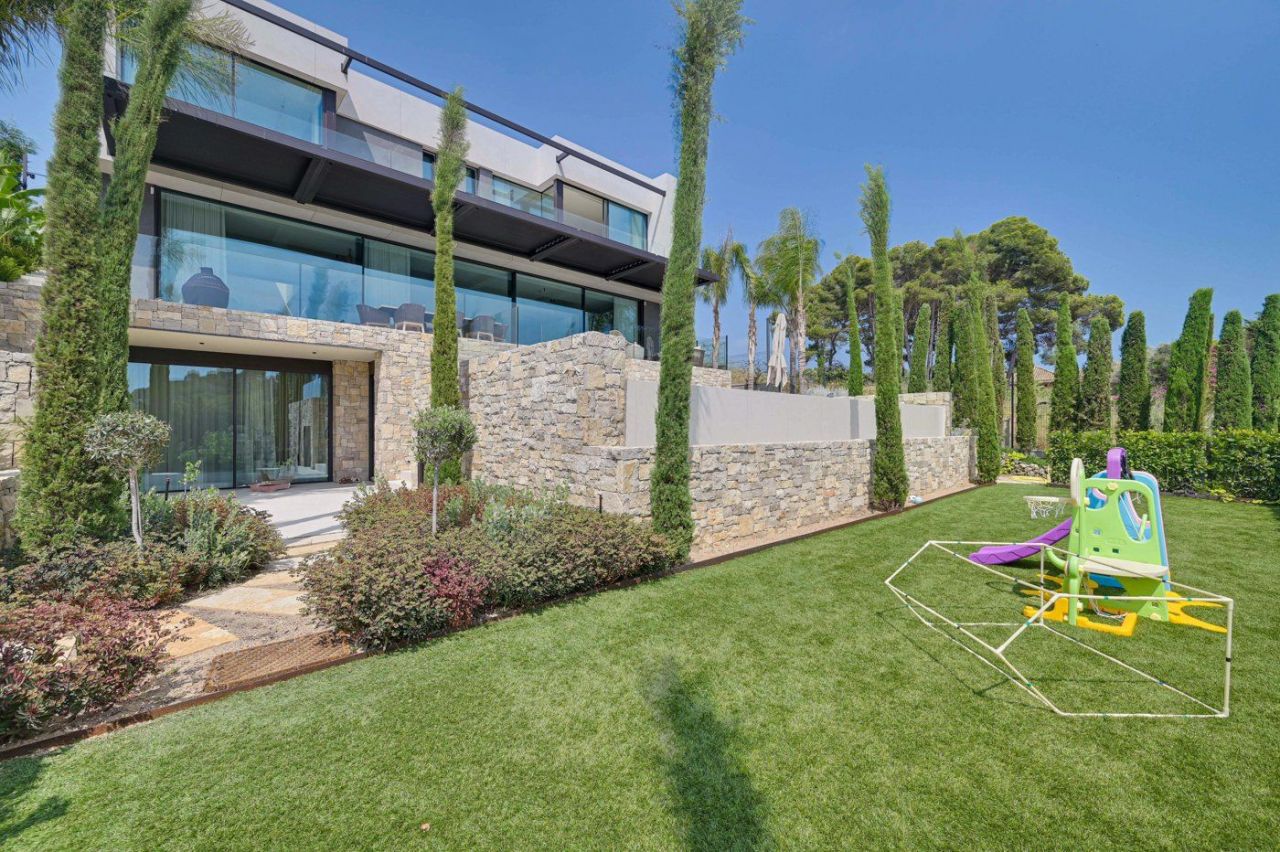 Haus in Costa Brava, Spanien, 500 m² - Foto 3