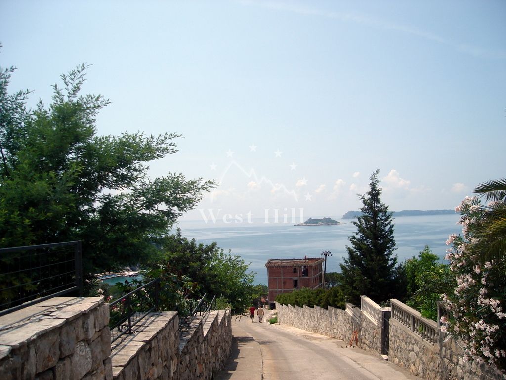 Terrain à Mirista, Monténégro, 2 852 m² - image 1