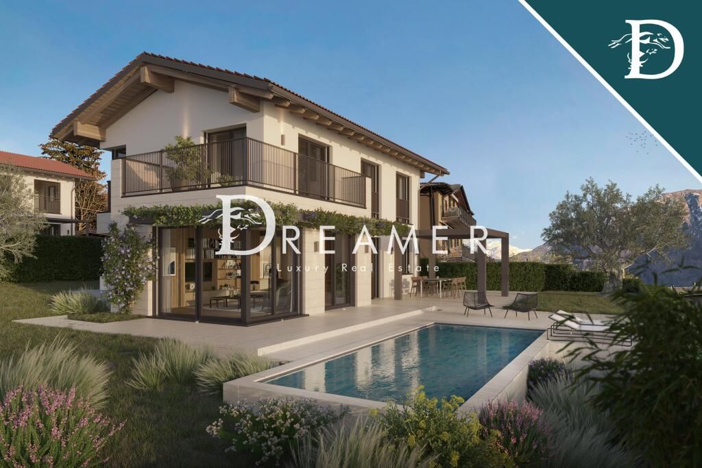 Villa in Tremezzina, Italien, 250.26 m² - Foto 1