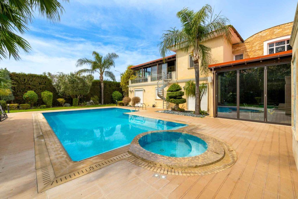 Wohnung in Limassol, Zypern, 435.74 m² - Foto 1