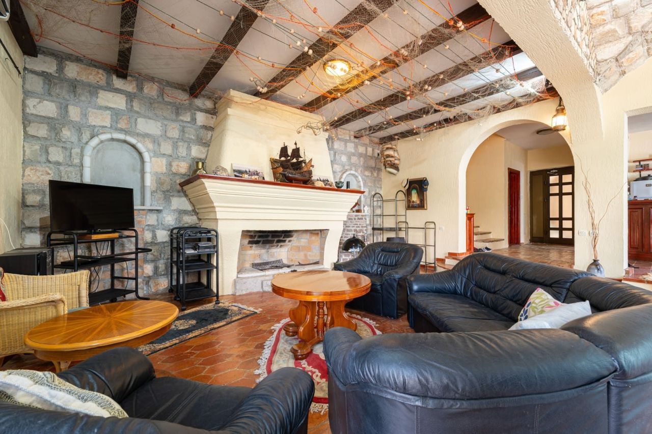 Villa in Rose, Montenegro, 350 m² - picture 6