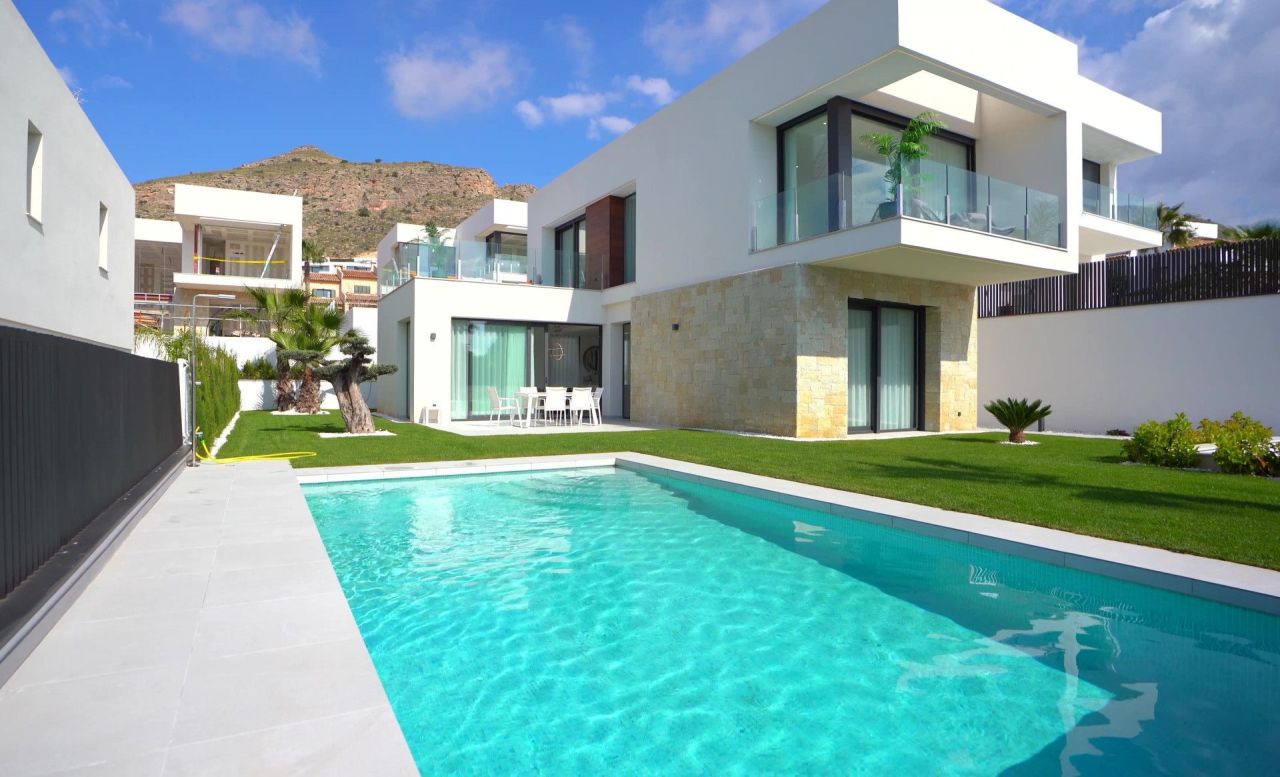 Villa en Finestrat, España, 181 m² - imagen 1