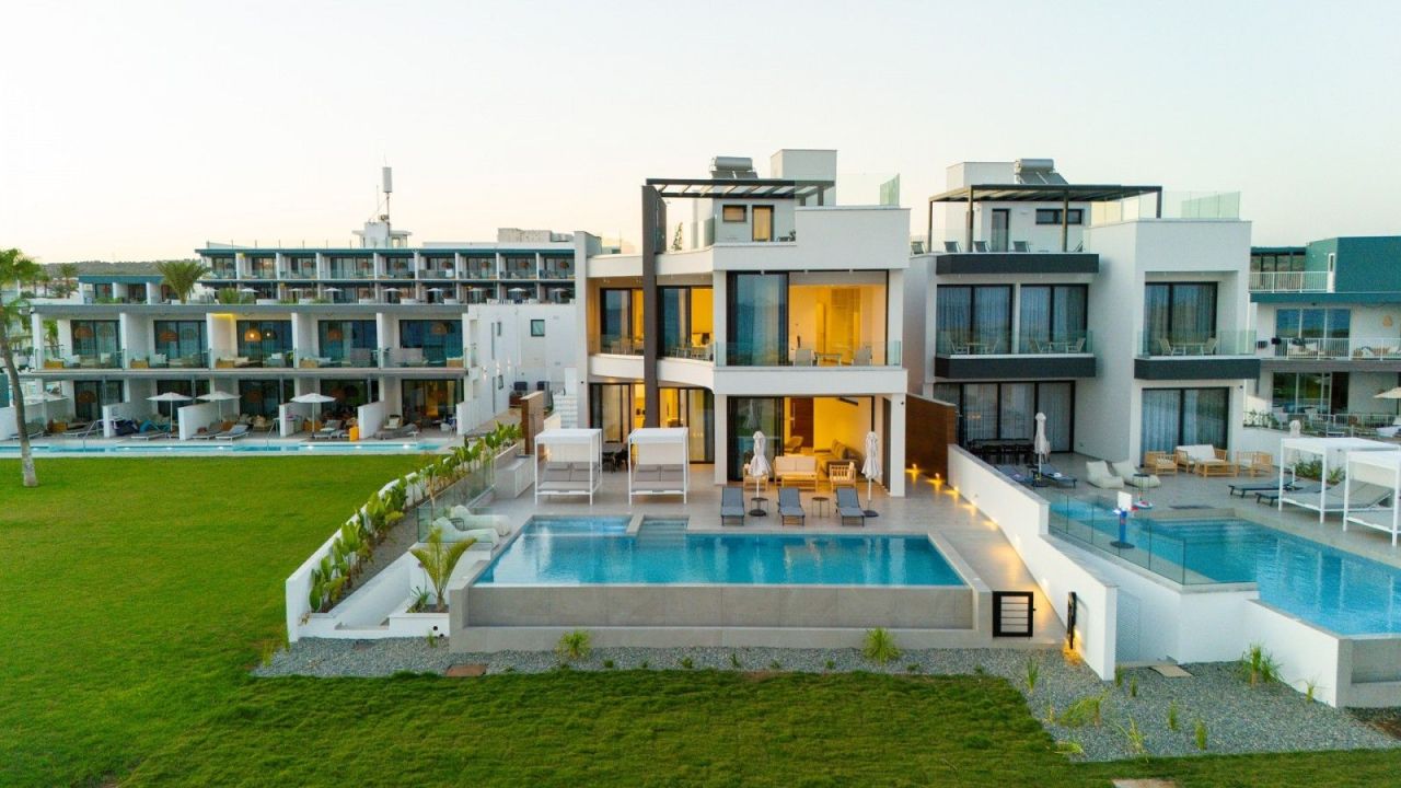 Villa en Protaras, Chipre, 293 m² - imagen 1