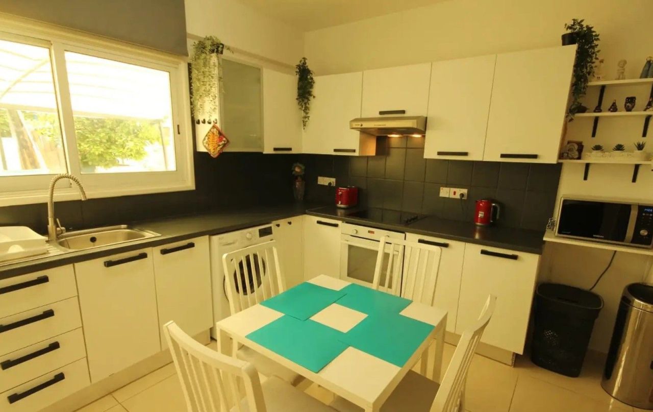 Appartement à Larnaca, Chypre, 88 m² - image 1