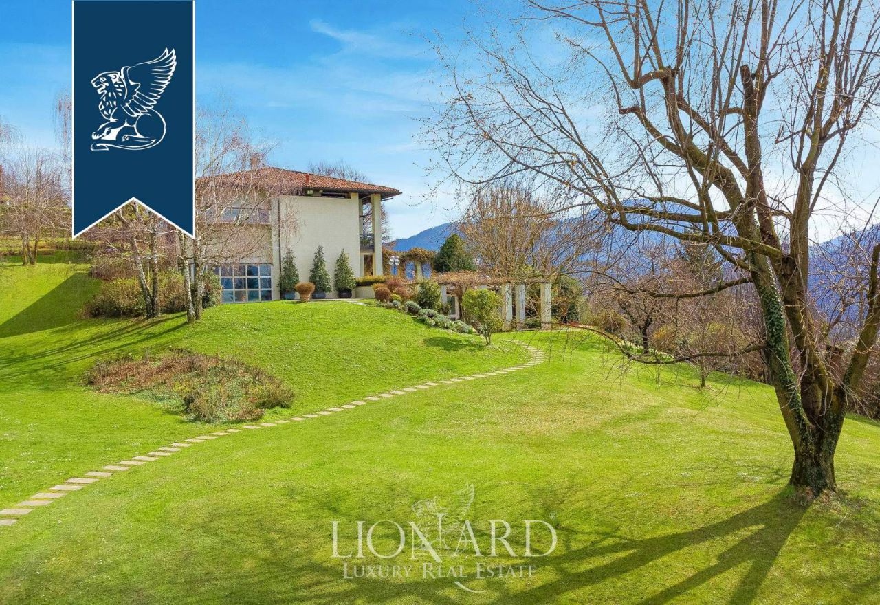 Villa in Bergamo, Italy, 800 m² - picture 5