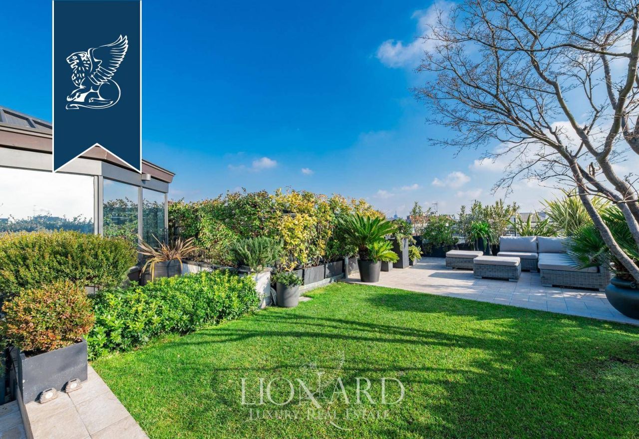 Apartment in Milan, Italy, 210 m² - picture 12