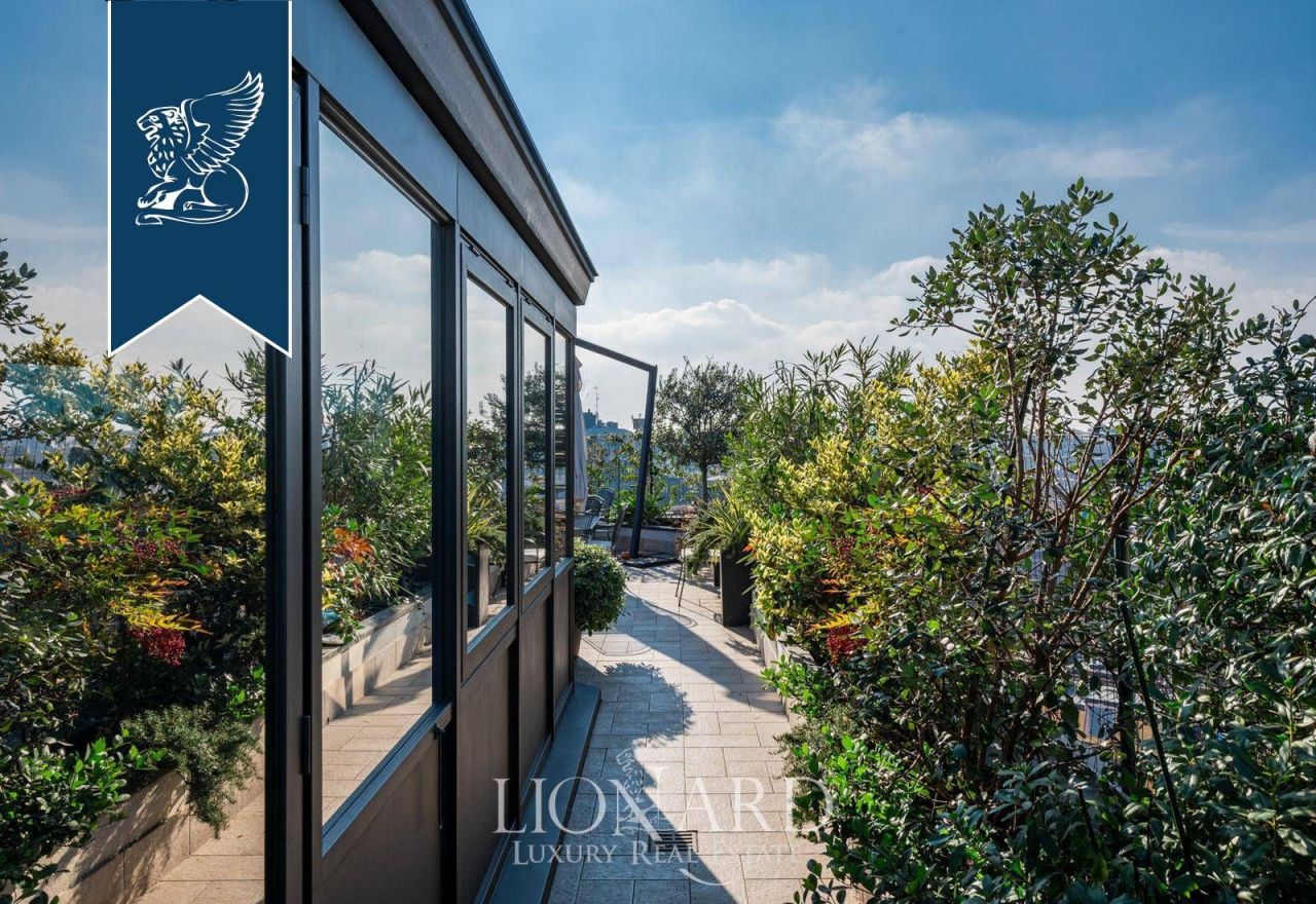 Apartment in Milan, Italy, 210 m² - picture 15