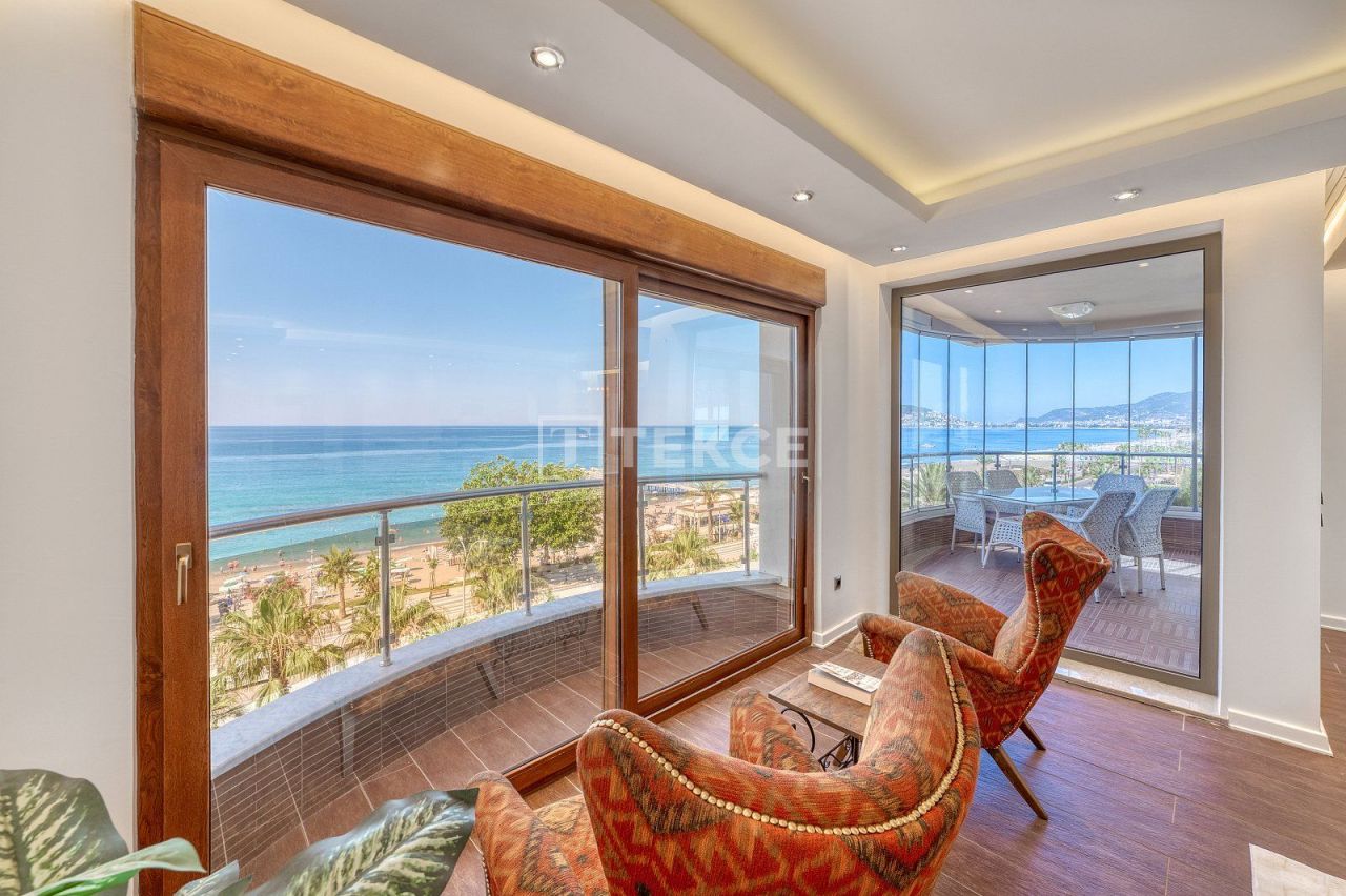 Penthouse in Alanya, Turkey, 300 m² - picture 1