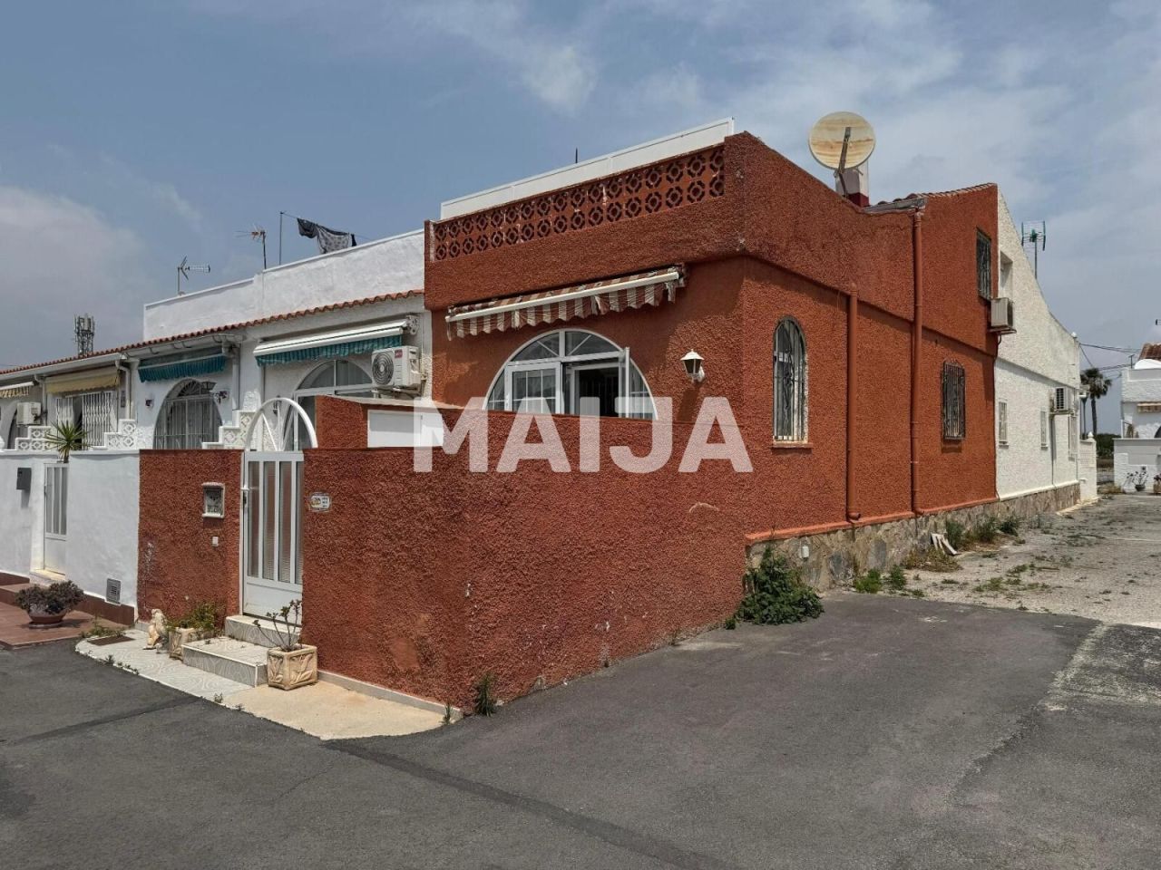 Flat in Torrevieja, Spain, 65 m² - picture 1