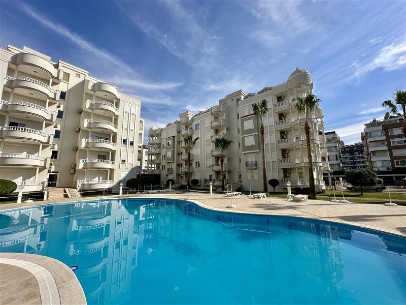 Flat in Alanya, Turkey, 100 m² - picture 1