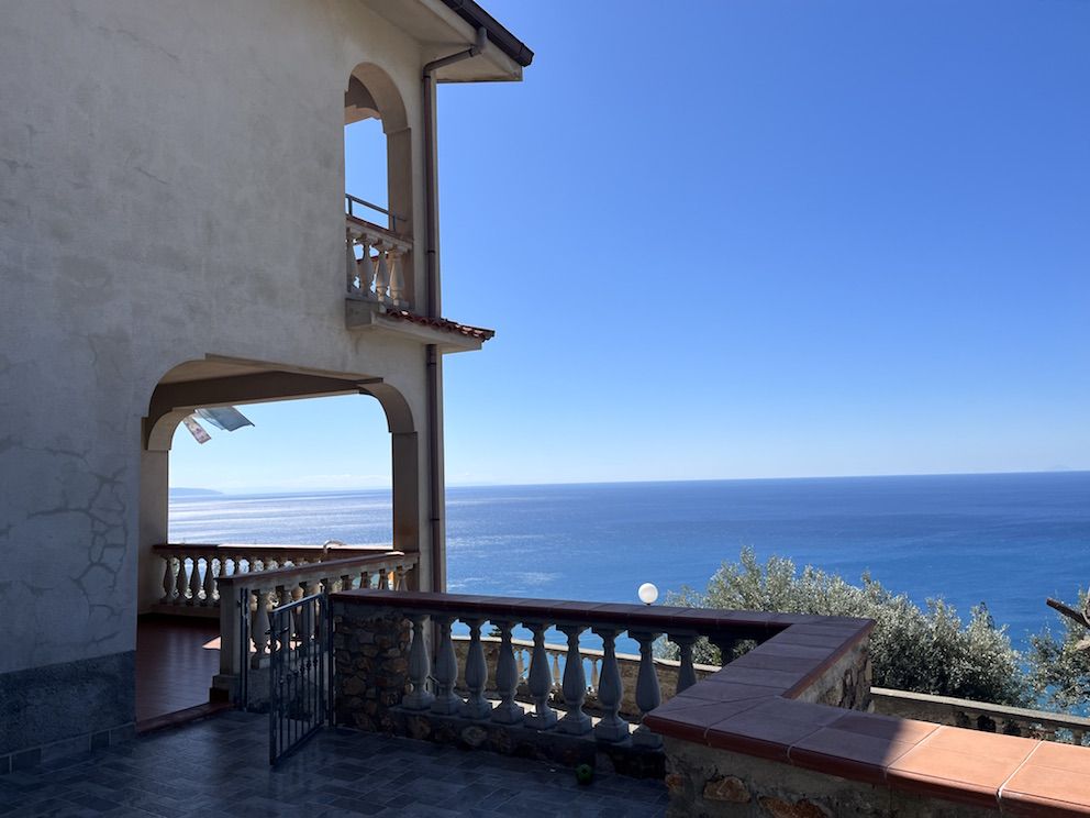 Villa in Cetraro, Italy, 207 m² - picture 1