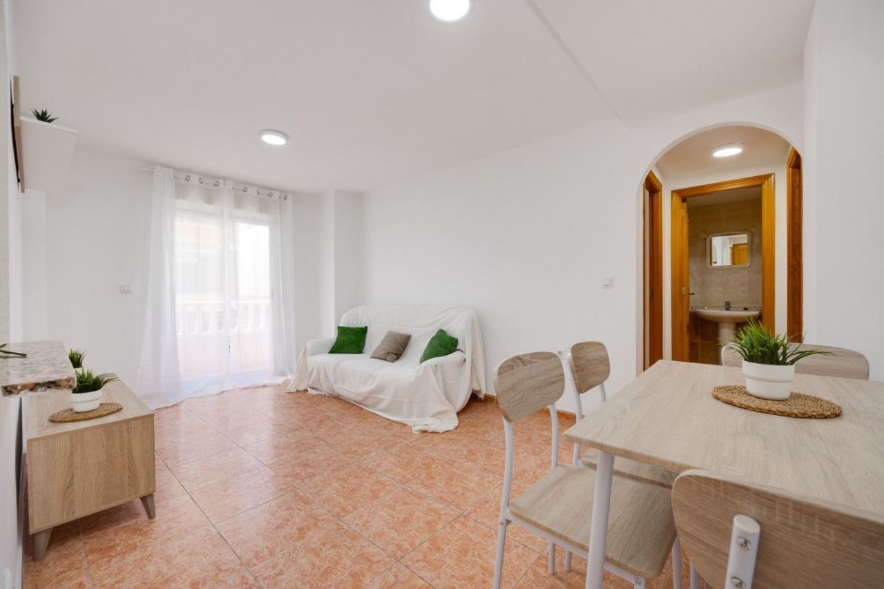 Flat in Torrevieja, Spain, 73 m² - picture 1