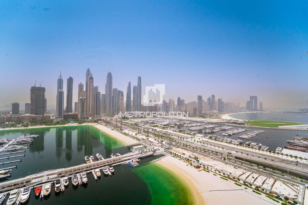 Apartment in Dubai, UAE, 158 m² - picture 1