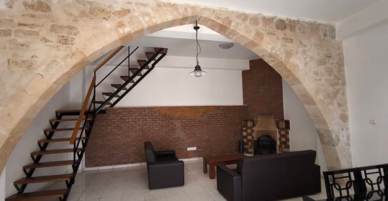 Maison à Agios Tychon, Chypre - image 1