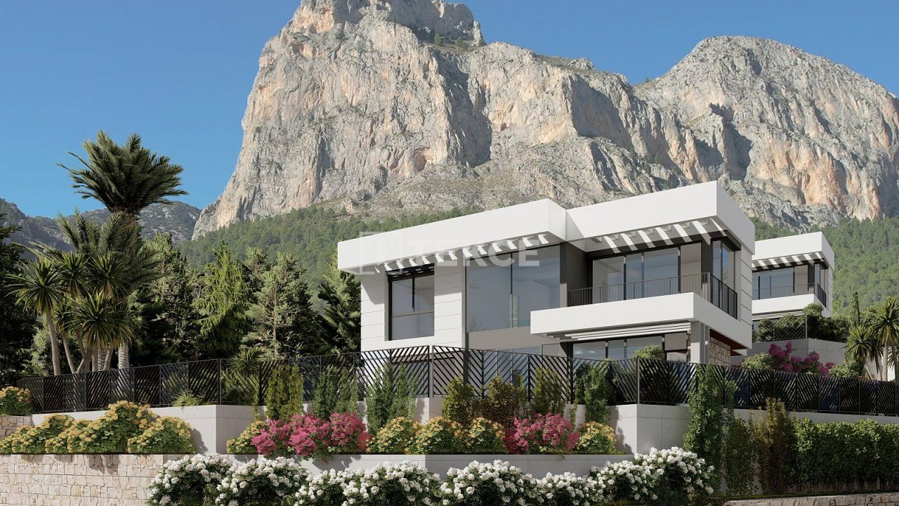 Villa in Polop de la Marina, Spain, 124 m² - picture 1
