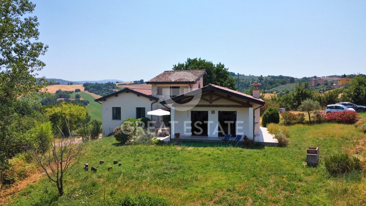 Casa en Todi, Italia, 269.25 m² - imagen 3