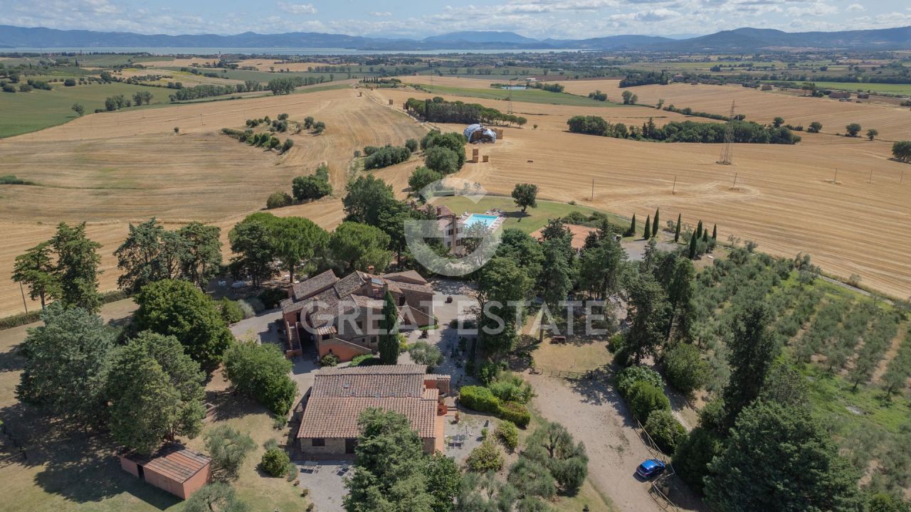 Haus in Castiglione del Lago, Italien, 1 278.3 m² - Foto 6
