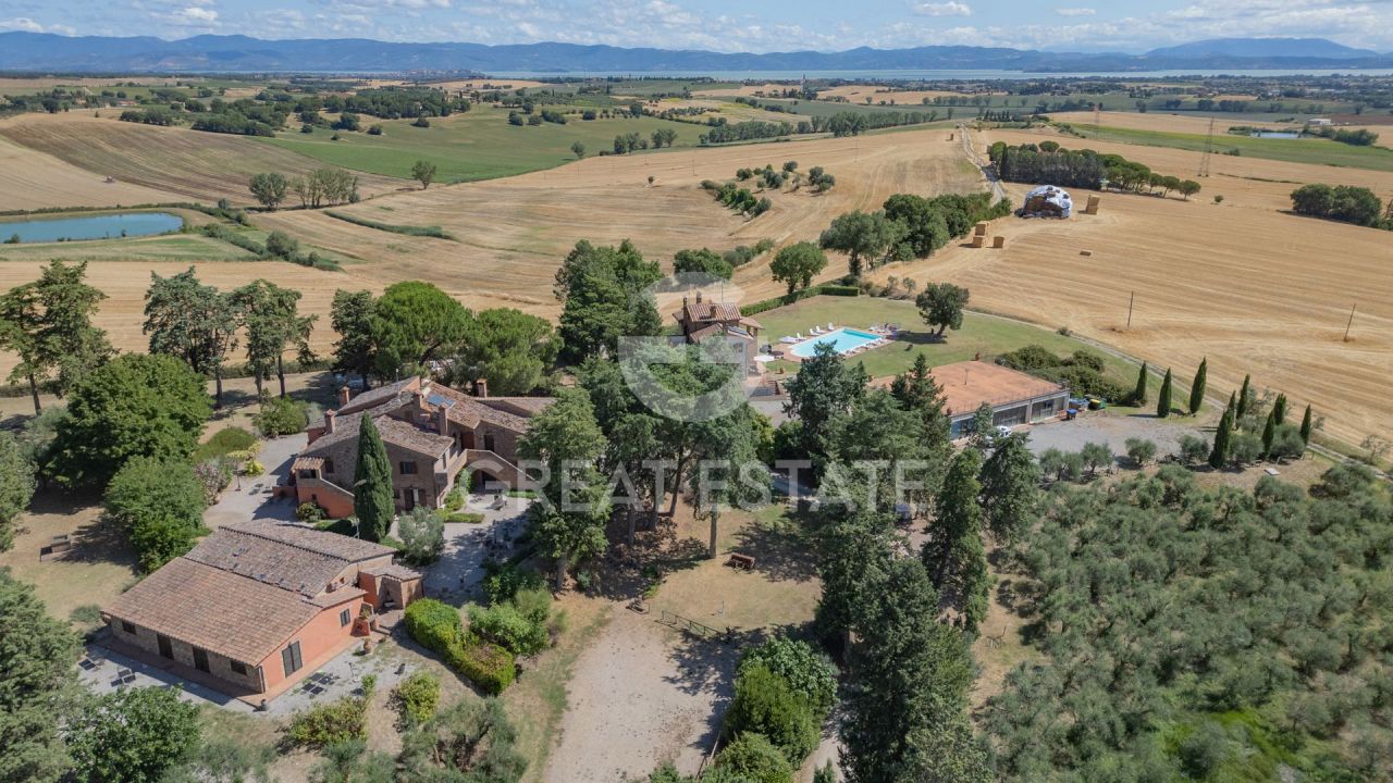 Haus in Castiglione del Lago, Italien, 1 278.3 m² - Foto 8