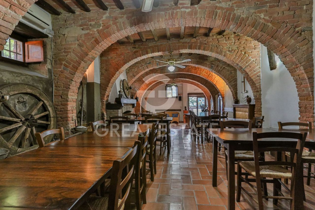 Haus in Castiglione del Lago, Italien, 1 278.3 m² - Foto 9