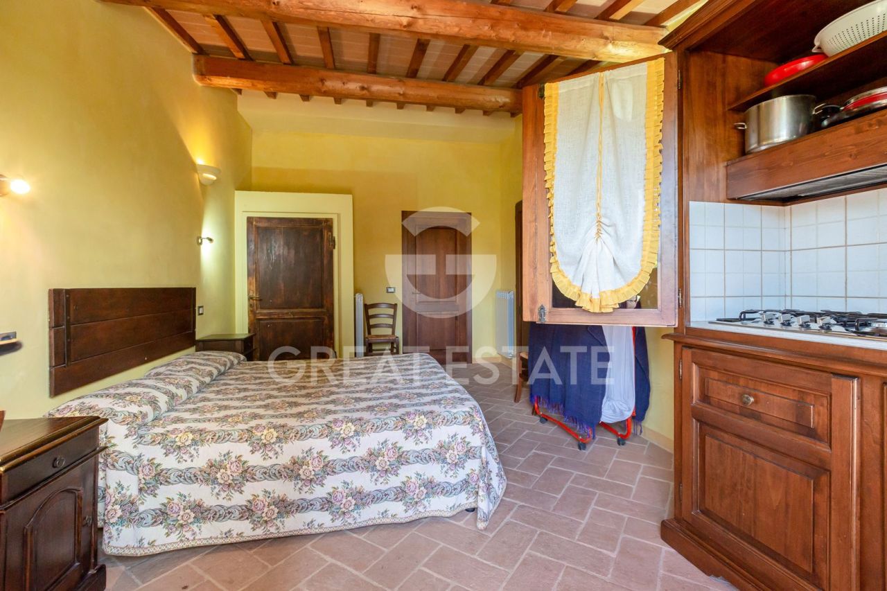 Haus in Castiglione del Lago, Italien, 1 278.3 m² - Foto 14