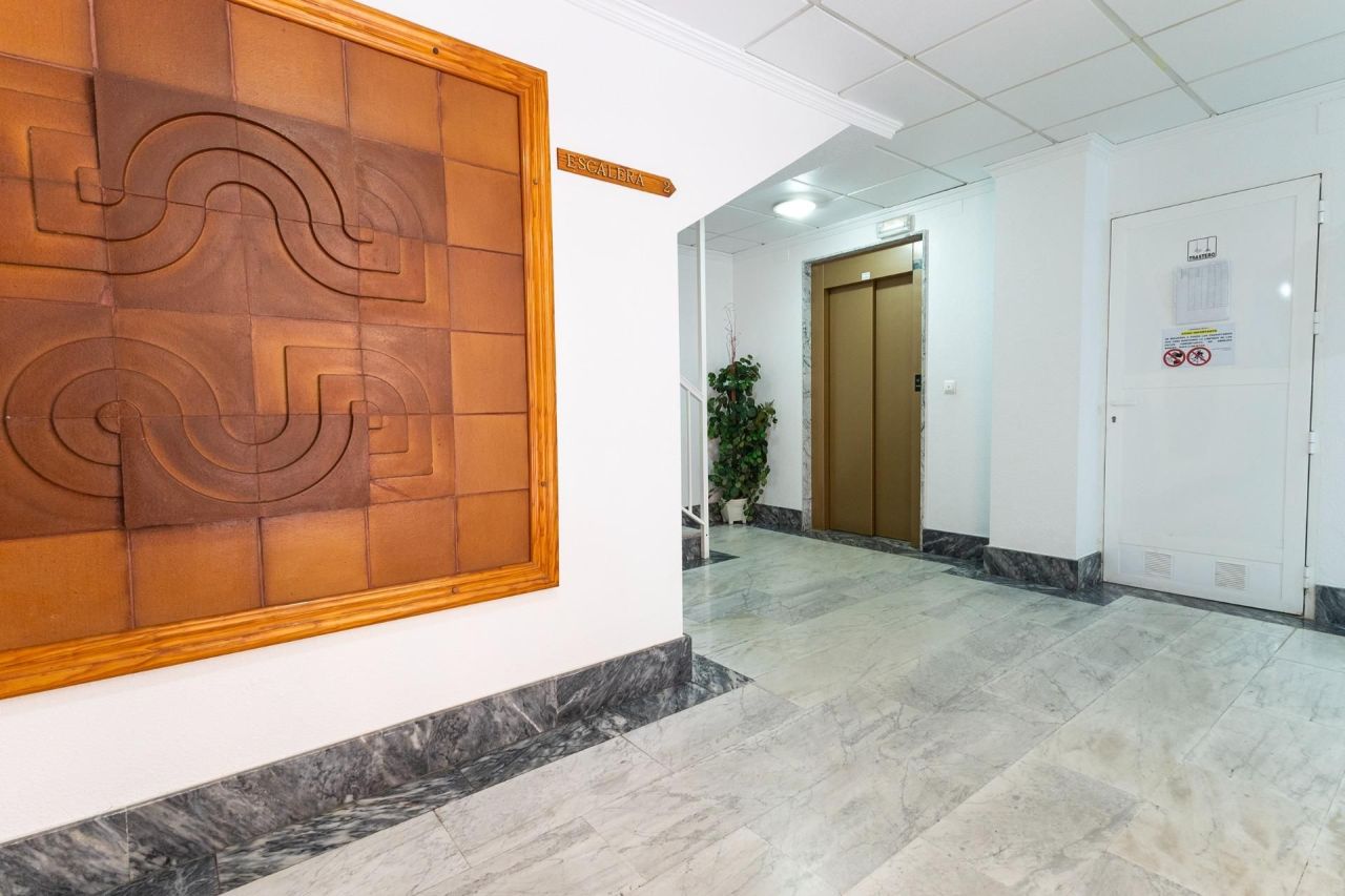 Appartamento a Torrevieja, Spagna, 54 m² - foto 2