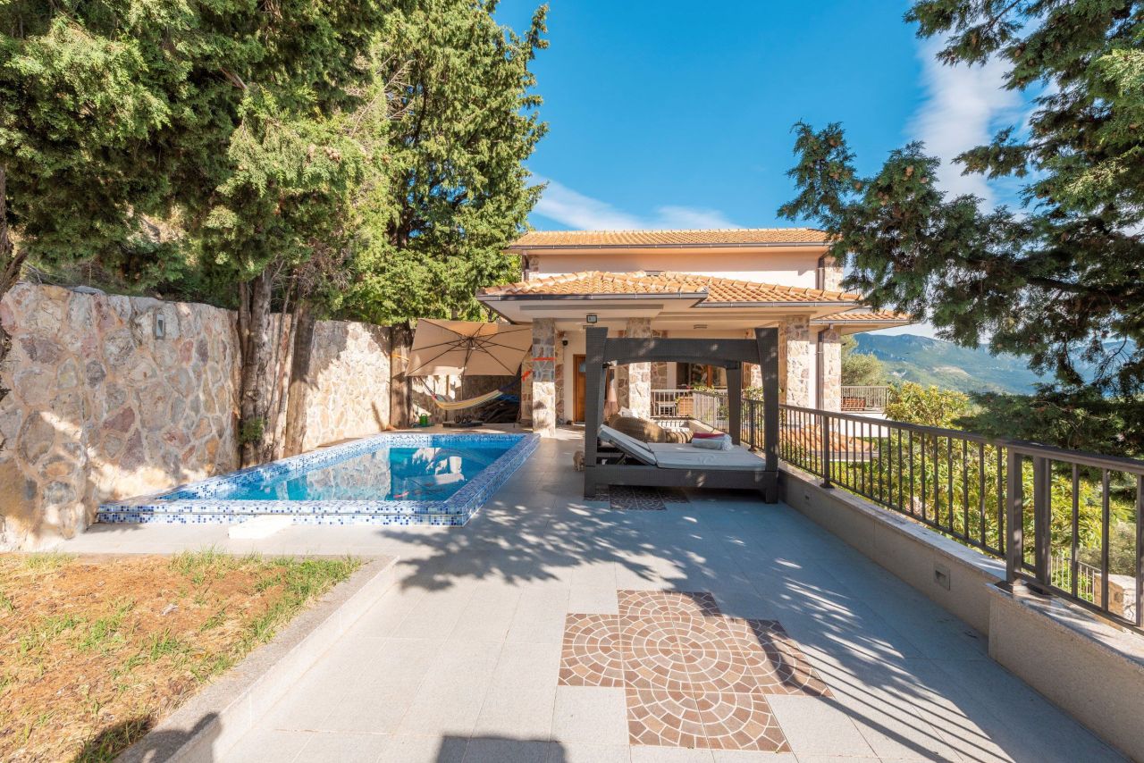 Villa in Markovici, Montenegro, 280 m² - Foto 2