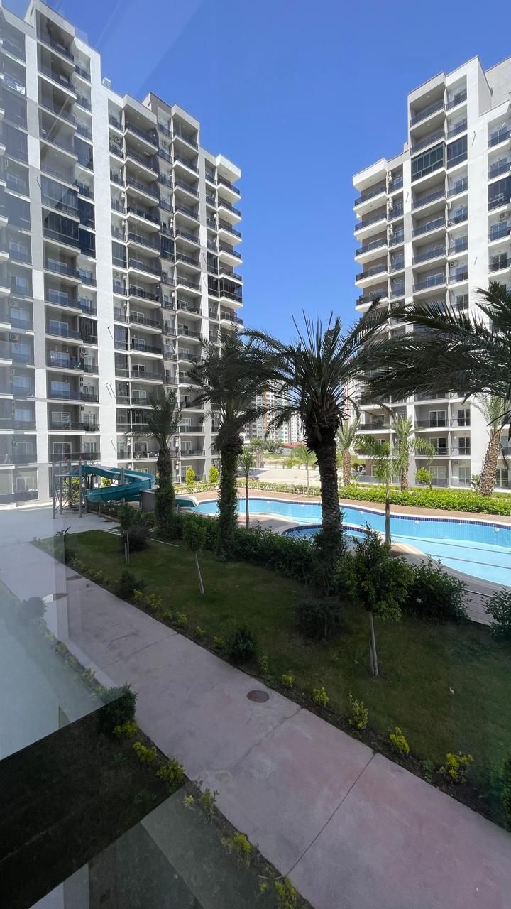 Piso en Mersin, Turquia, 60 m² - imagen 1
