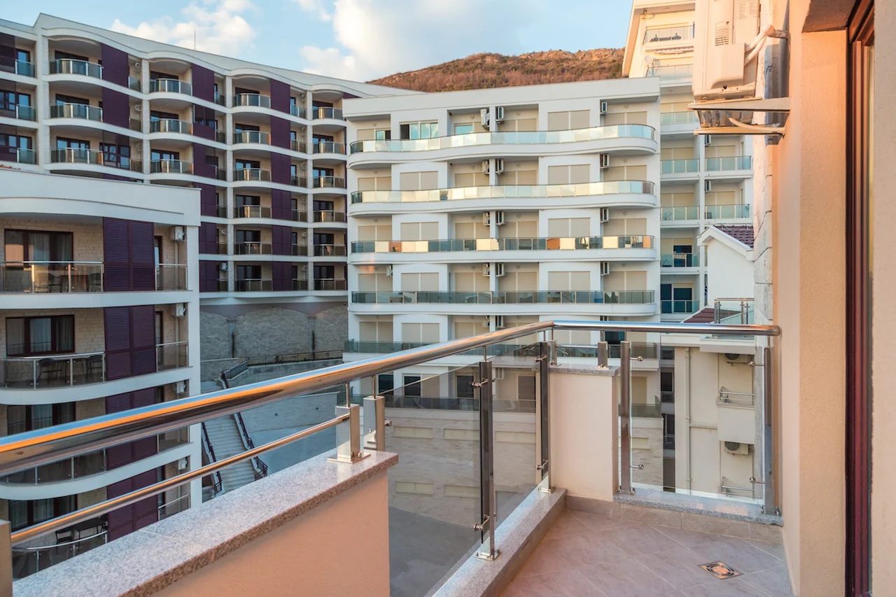 Wohnung in Becici, Montenegro, 89 m² - Foto 1