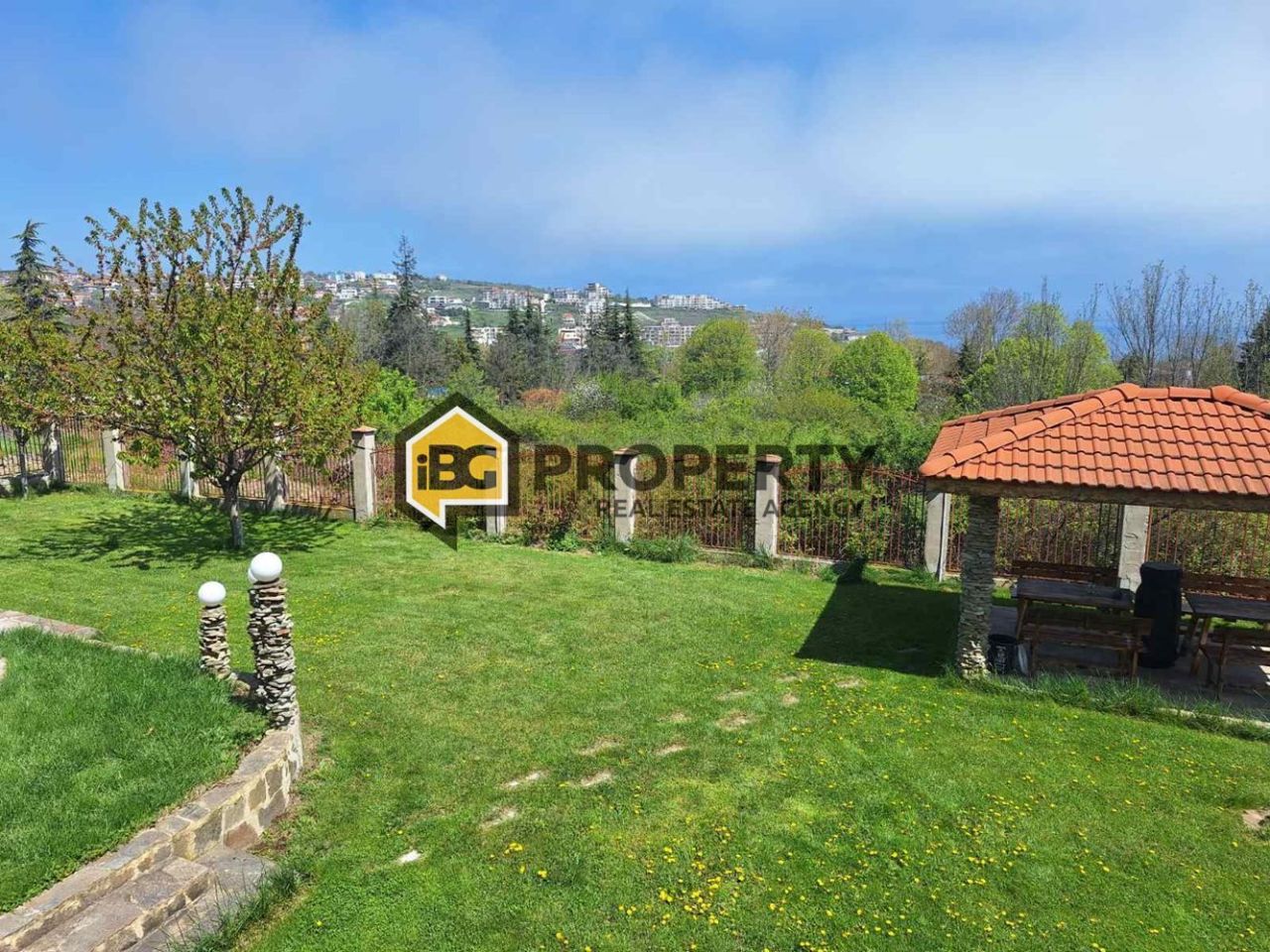 Wohnung in Byala, Bulgarien, 125 m² - Foto 1