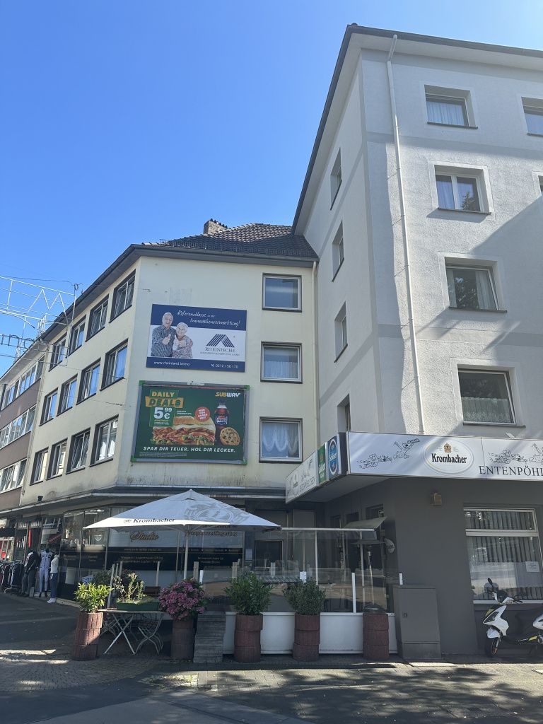 Casa lucrativa en Solingen, Alemania, 551 m² - imagen 2