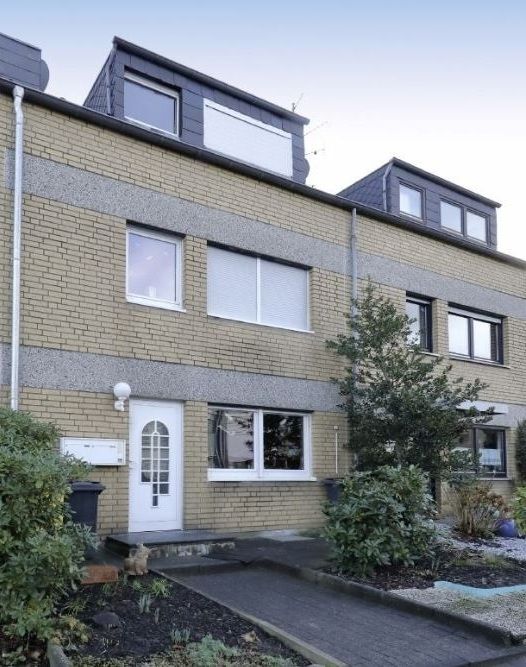 Mietshaus in Kaarst, Deutschland, 148 m² - Foto 1