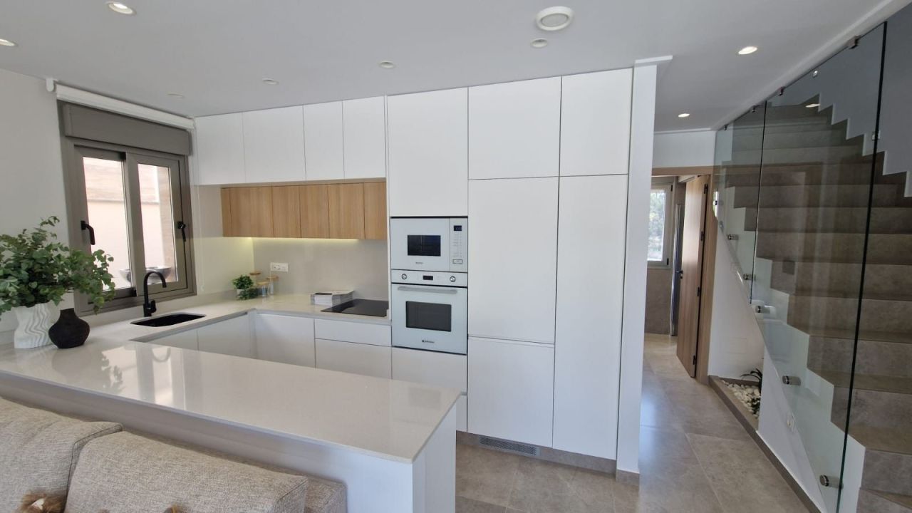 Villa a Pilar de la Horadada, Spagna, 127 m² - foto 3