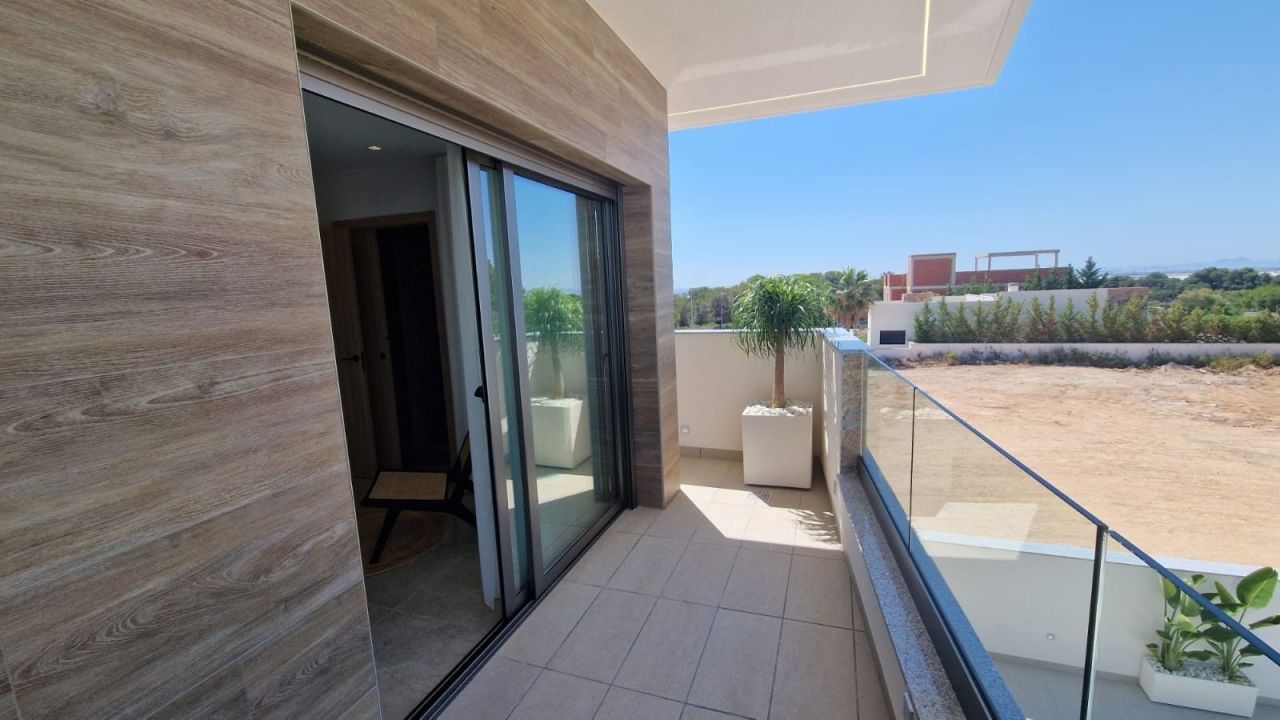 Villa a Pilar de la Horadada, Spagna, 127 m² - foto 14