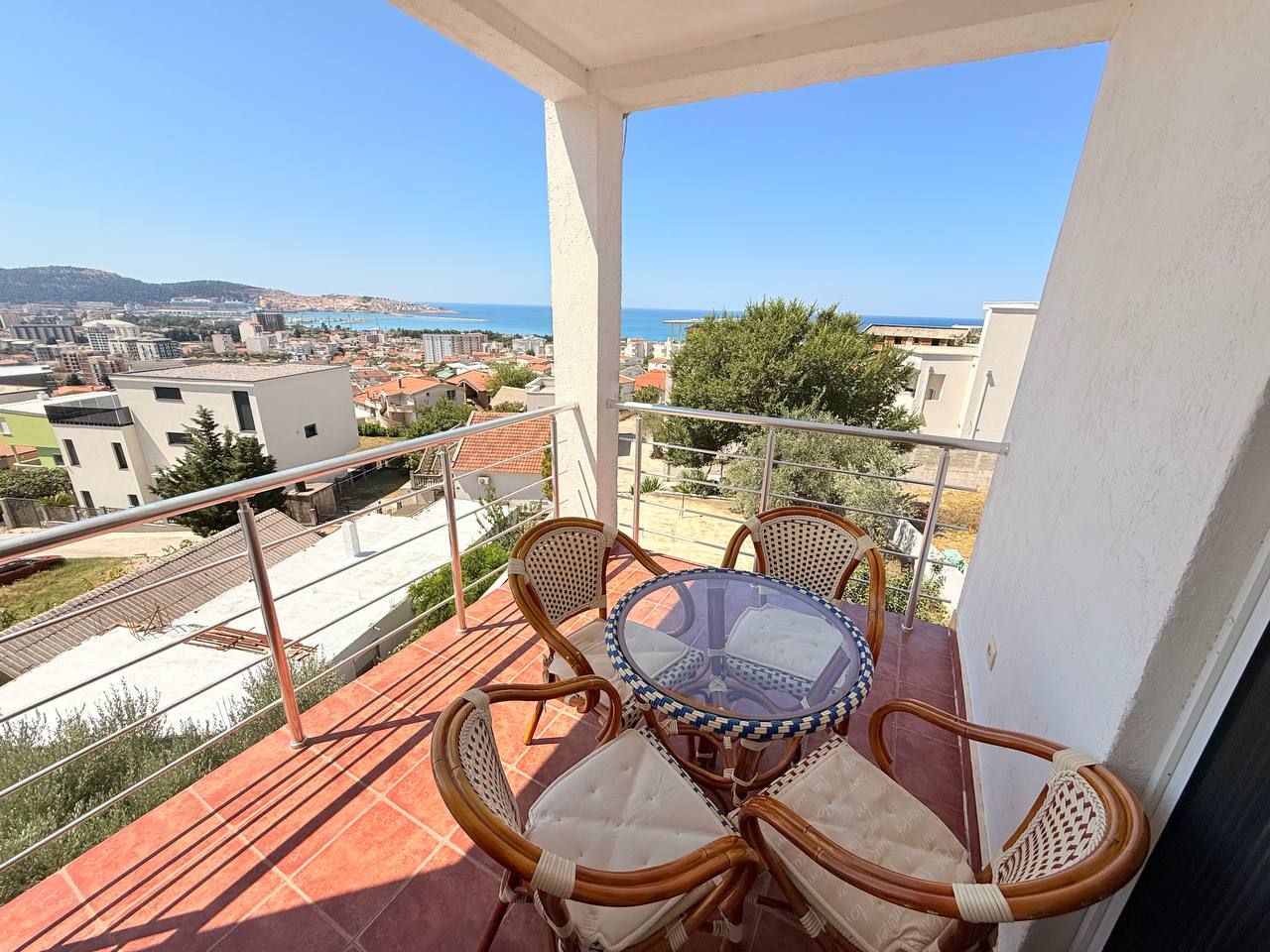 Flat in Bar, Montenegro, 63 m² - picture 2