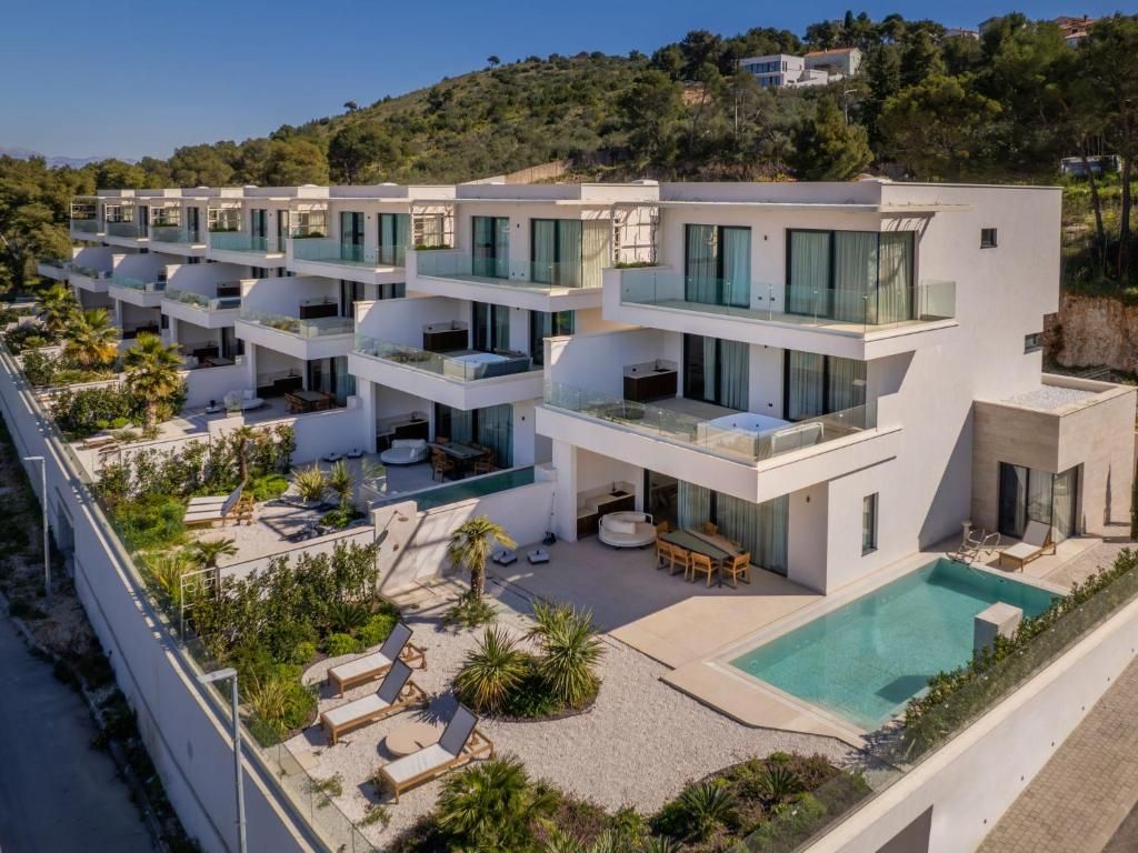 Villa à Trogir, Croatie, 400 m² - image 1
