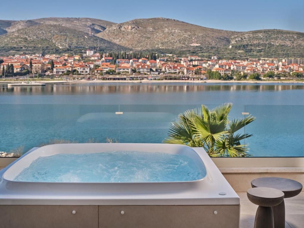 Villa en Trogir, Croacia, 400 m² - imagen 9